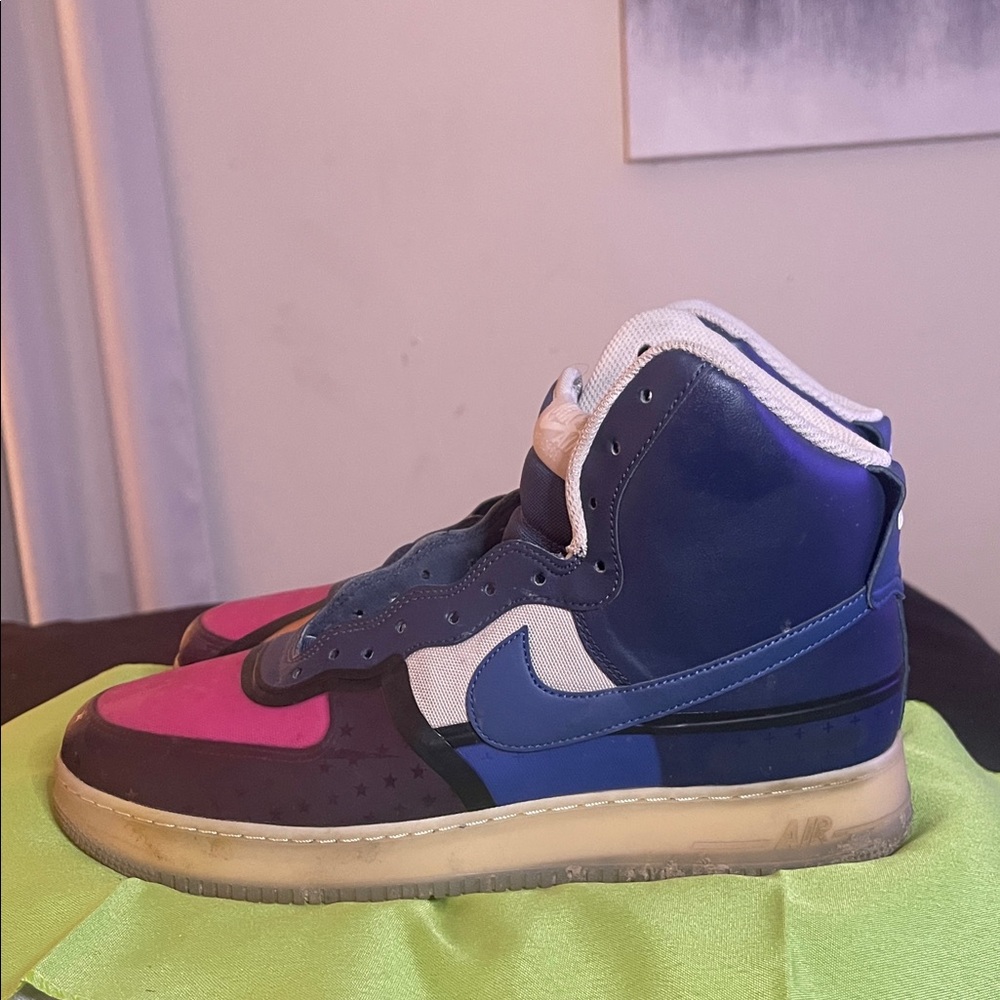 Nike Men Blue and Pink High-Top Sneakers